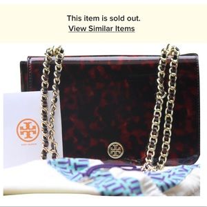 Tory Burch Robinson Patent Leather Shoulder Bag